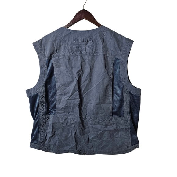 Duluth Trading Co. Vest - Durable and Functional Outdoor Gear - Picture 4 of 5